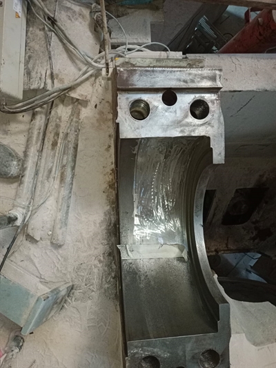 VRM crusher bearing housing reclaimed in place — Belzona KHIA